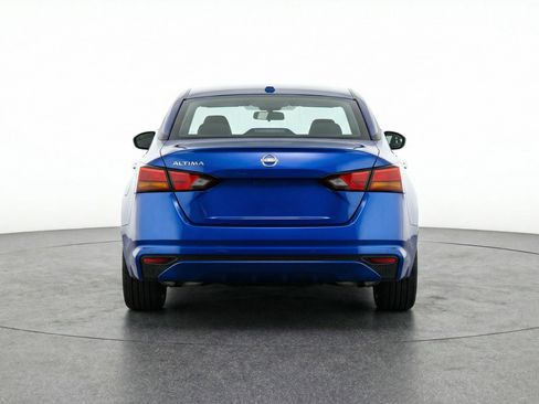 Used 2025 Nissan Altima 2.5 SV image 7