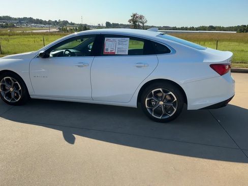 Used 2024 Chevrolet Malibu LT image 6