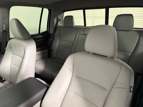 Used 2025 Honda Ridgeline RTL image 32