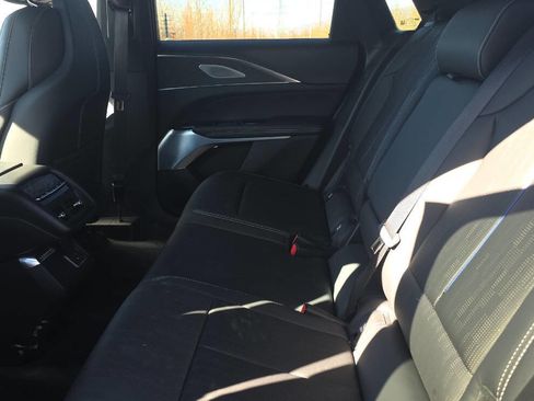 Used 2024 Cadillac Lyriq Luxury w/ LPO, Floor Liner Package AWD/4WD image 10
