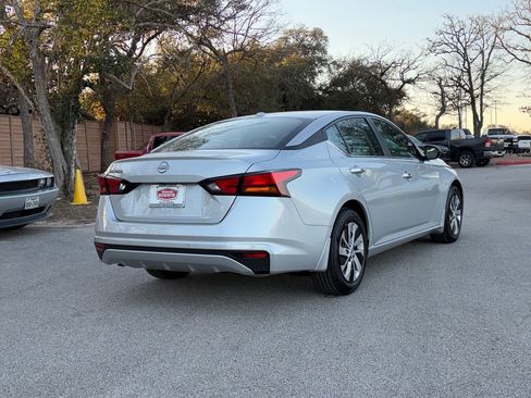 Used 2025 Nissan Altima 2.5 S image 5