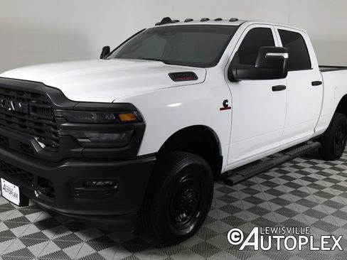 Used 2026 RAM 2500 Tradesman AWD/4WD image 10