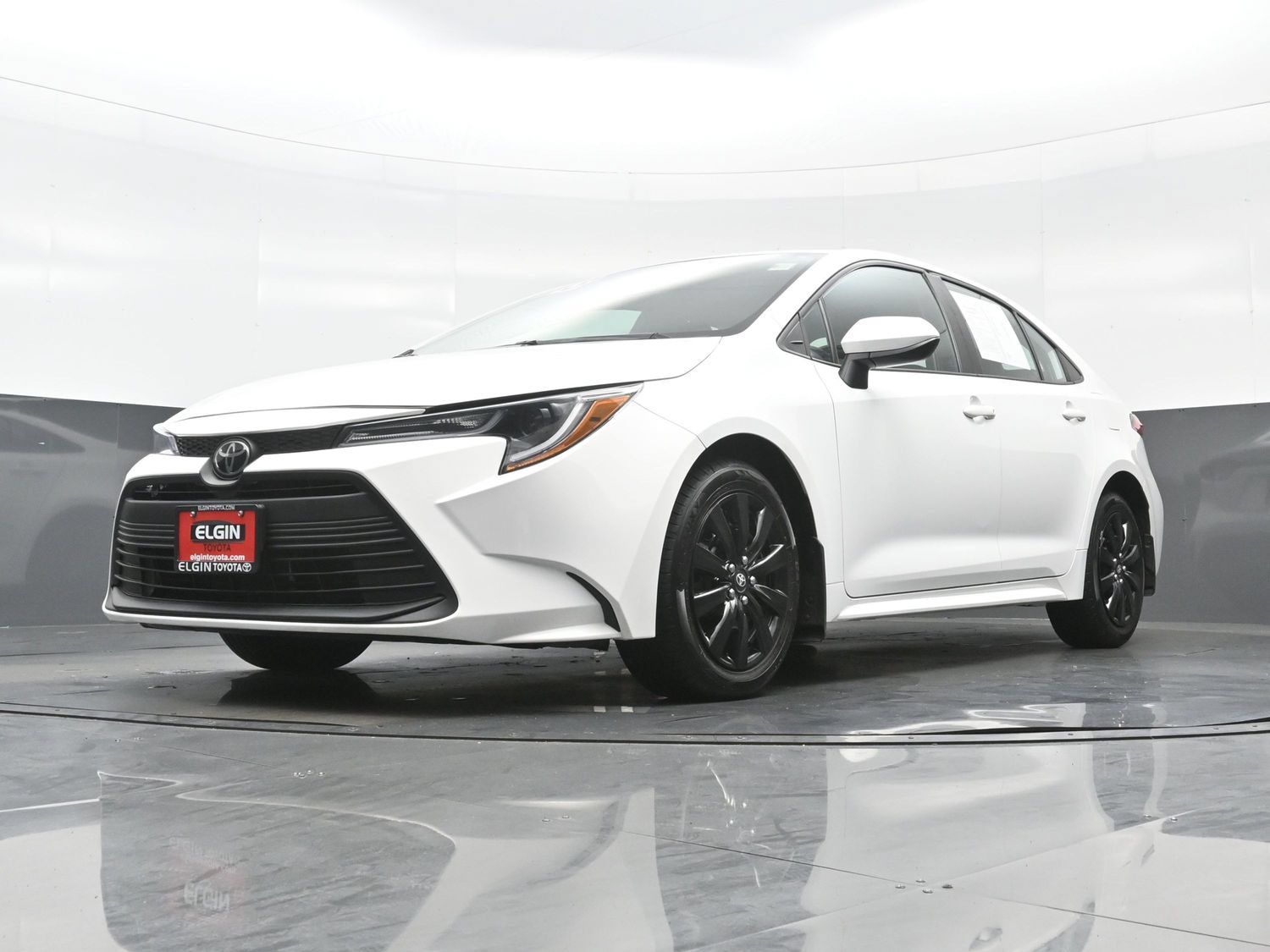 Used 2023 Toyota Corolla LE FWD image 25