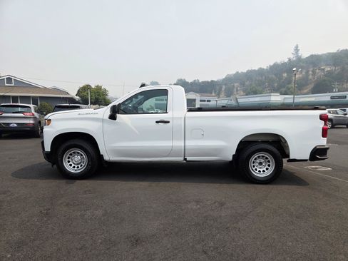 Used 2021 Chevrolet Silverado 1500 W/T w/ WT Value Package AWD/4WD image 8