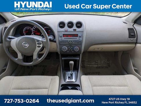Used 2011 Nissan Altima 2.5 S FWD image 15