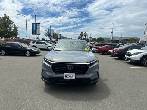 Used 2024 Honda CR-V EX image 1