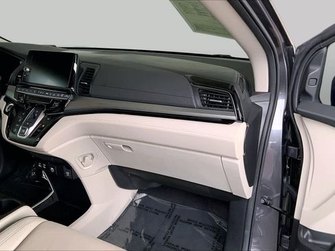 Used 2025 Honda Odyssey Touring image 19