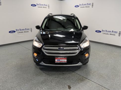 Used 2018 Ford Escape SE w/ SE SYNC Package FWD image 2