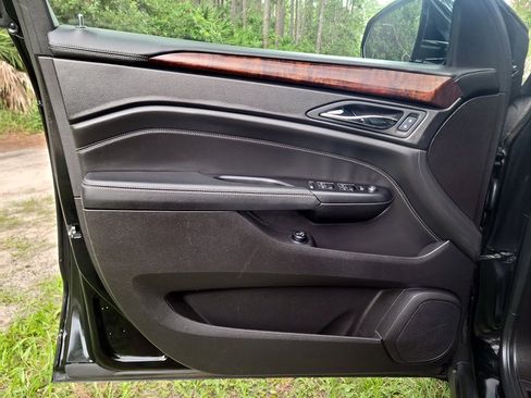Used 2016 Cadillac SRX Luxury w/ Driver Awareness Package FWD image 26