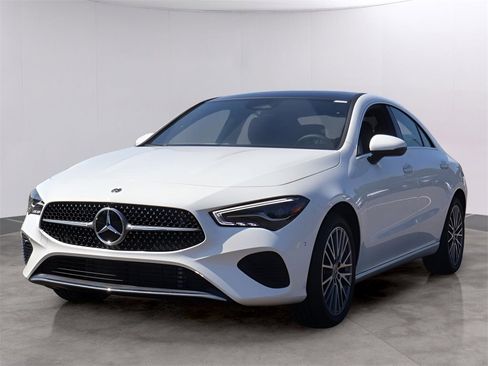 New 2025 Mercedes-Benz CLA 250 4MATIC image 3