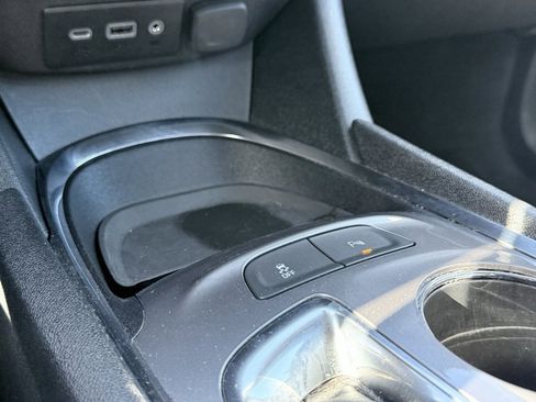 Used 2024 Chevrolet Malibu LT image 17