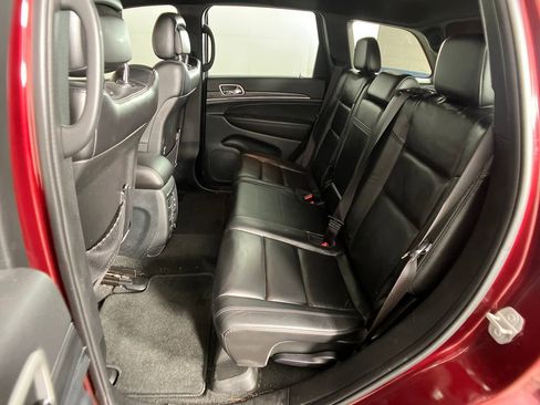 Used 2022 Jeep Grand Cherokee Limited w/ Trailer Tow Group IV image 30