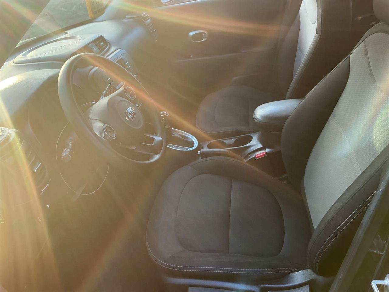 Used 2017 Kia Soul + FWD image 6