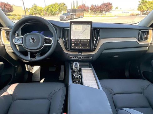 New 2026 Volvo XC60 B5 Plus w/ Climate Package AWD/4WD image 7