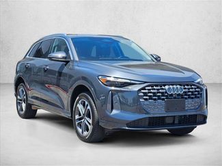 Certified 2025 Audi Q5 Premium w/ Convenience Package AWD/4WD video 3
