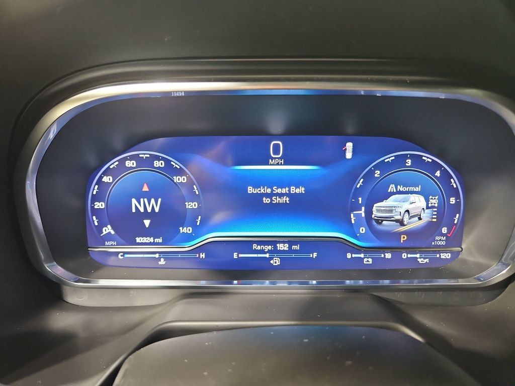 Used 2024 Chevrolet Tahoe High Country AWD/4WD image 16