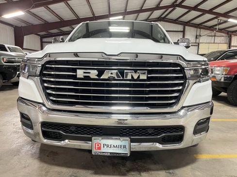 Used 2025 RAM 1500 Laramie image 7