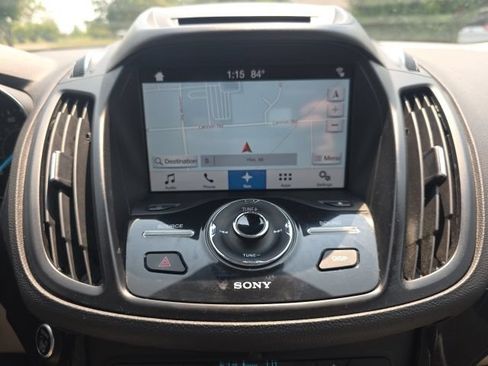 Used 2017 Ford Escape Titanium FWD image 14