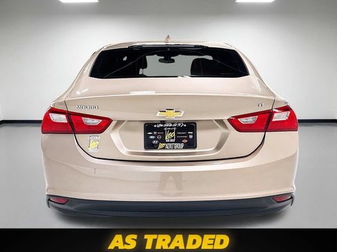 Used 2018 Chevrolet Malibu LT FWD image 8