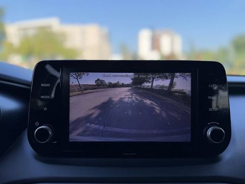 Used 2021 Hyundai Santa Fe SEL FWD image 17