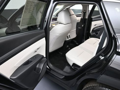 Used 2025 Hyundai Tucson SEL image 11