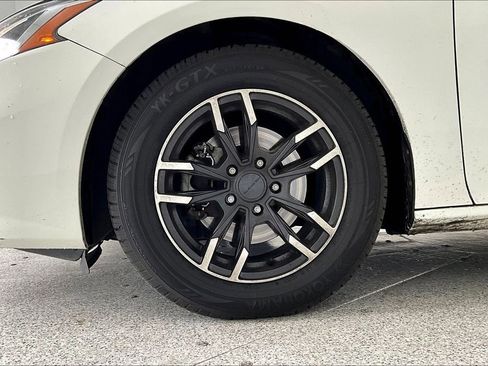 Used 2019 Nissan Altima 2.5 S image 11