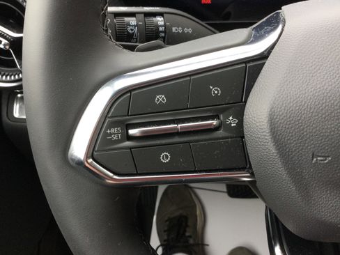 New 2026 Chevrolet Equinox LT w/ LPO, Floor Liner Package image 12