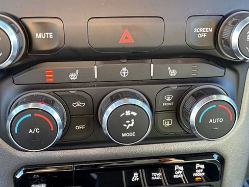 Used 2021 RAM 1500 Big Horn image 21