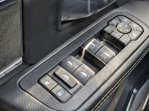 New 2026 RAM 2500 Laramie AWD/4WD image 23