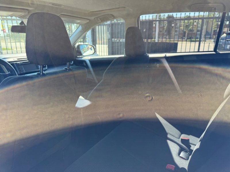 Used 2015 Toyota RAV4 XLE FWD image 14