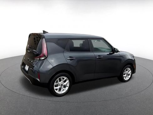 Used 2025 Kia Soul LX w/ LX Technology Package image 15