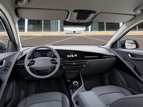 New 2025 Kia Niro Wind w/ Wind Preserve Package image 14