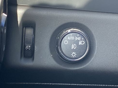 Used 2016 Chevrolet Tahoe LTZ image 19