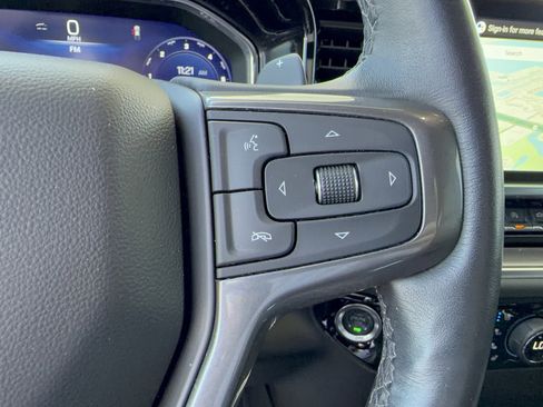 Used 2025 Chevrolet Silverado 1500 High Country AWD/4WD image 26