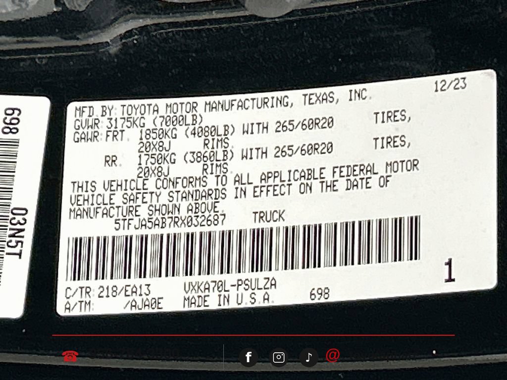 Used 2024 Toyota Tundra Limited w/ Power Package RWD image 30