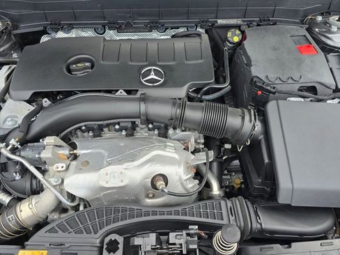 Certified 2023 Mercedes-Benz GLB 250 image 23