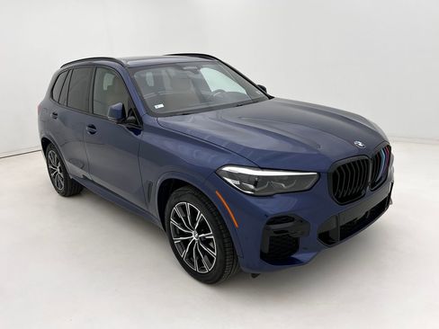 Certified 2023 BMW X5 xDrive40i w/ M Sport Package image 2