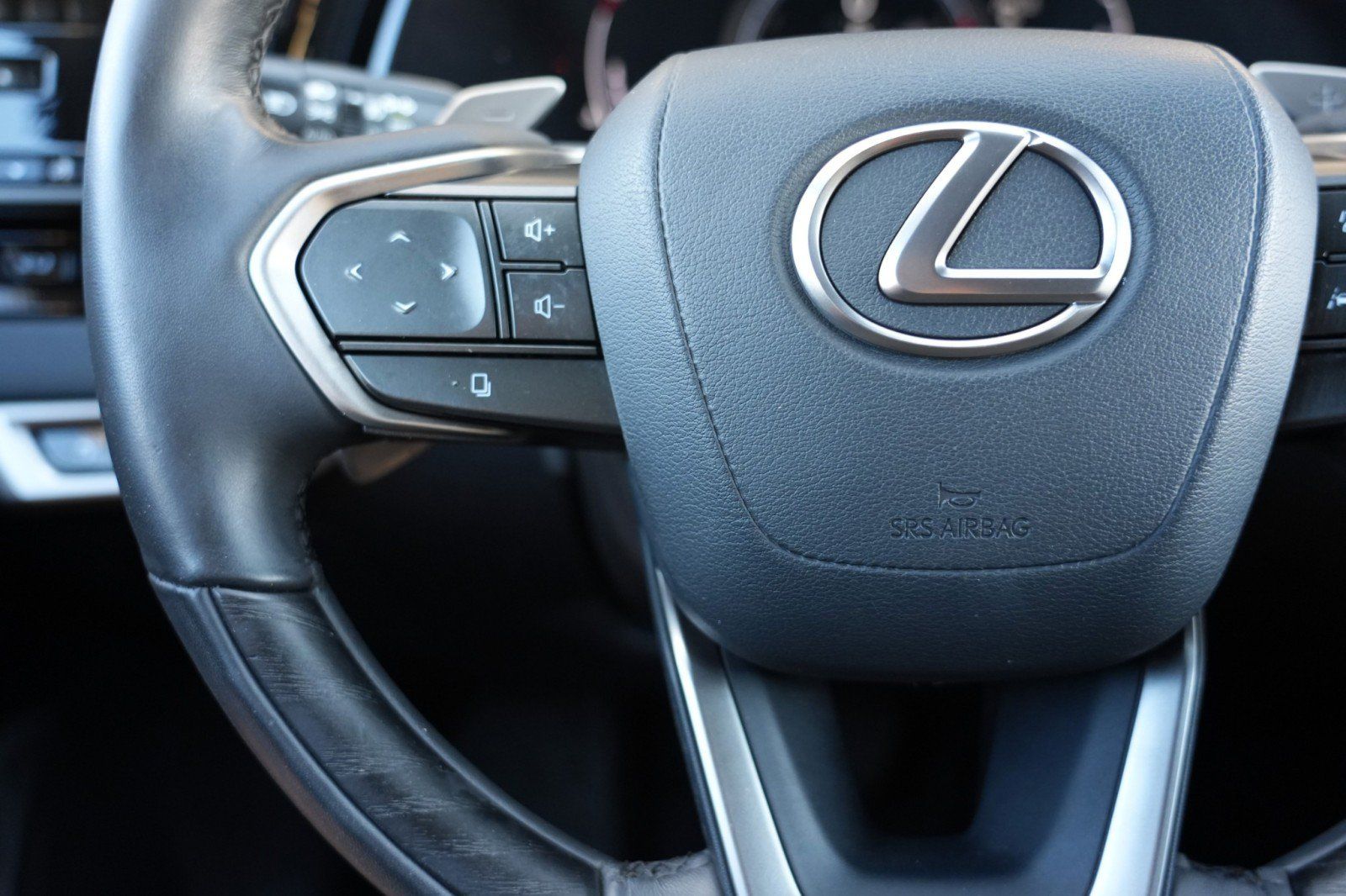 Used 2023 Lexus RX 350 Premium Plus w/ Cold Area Package FWD image 22