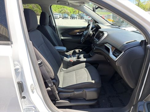 Used 2020 GMC Terrain SLE w/ Driver Convenience Package AWD/4WD image 15