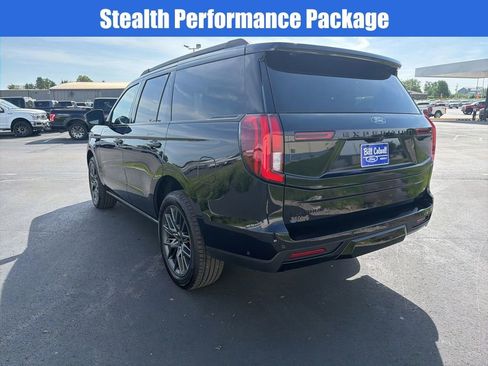 Certified 2025 Ford Expedition Platinum w/ Stealth Performance Package AWD/4WD image 6