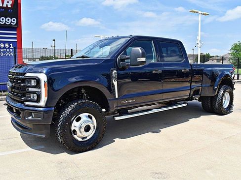 Used 2023 Ford F350 XLT w/ 360-Degree Camera Package AWD/4WD image 11
