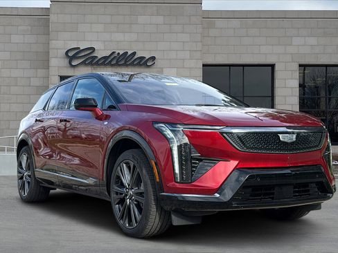 New 2026 Cadillac Optiq Sport 2 image 1