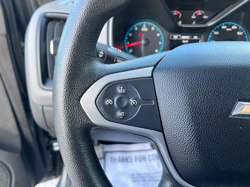 Used 2020 Chevrolet Colorado W/T w/ WT Convenience Package image 27