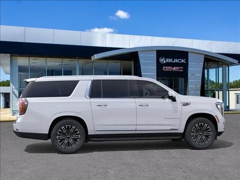 New 2026 GMC Yukon XL Elevation w/ Elevation Premium Package AWD/4WD image 5