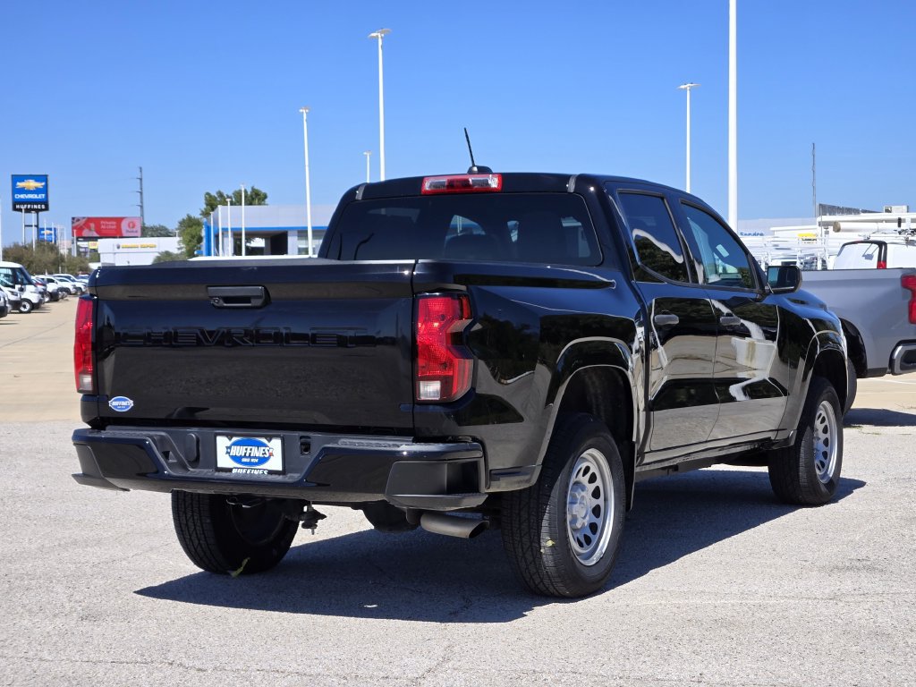 Used 2024 Chevrolet Colorado W/T RWD image 7