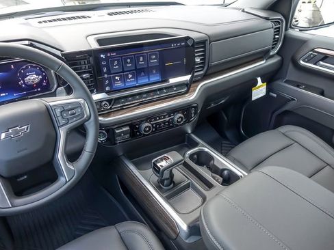 New 2026 Chevrolet Silverado 1500 RST w/ RST All Star Premium Package AWD/4WD image 18