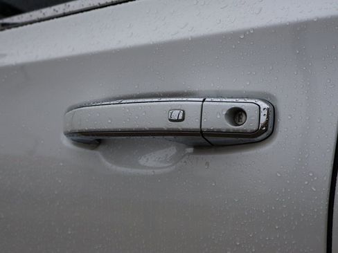 Certified 2024 GMC Yukon Denali Ultimate image 27