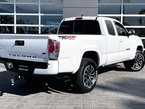 Used 2023 Toyota Tacoma TRD Sport image 13