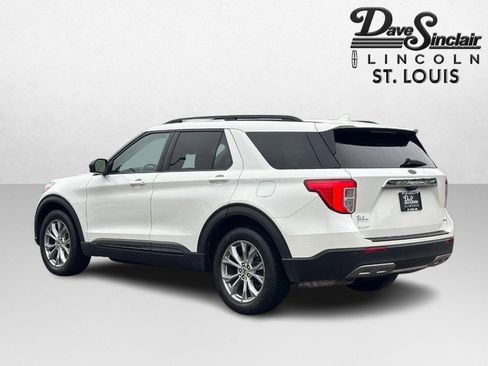 Used 2020 Ford Explorer XLT w/ Equipment Group 202A AWD/4WD image 5
