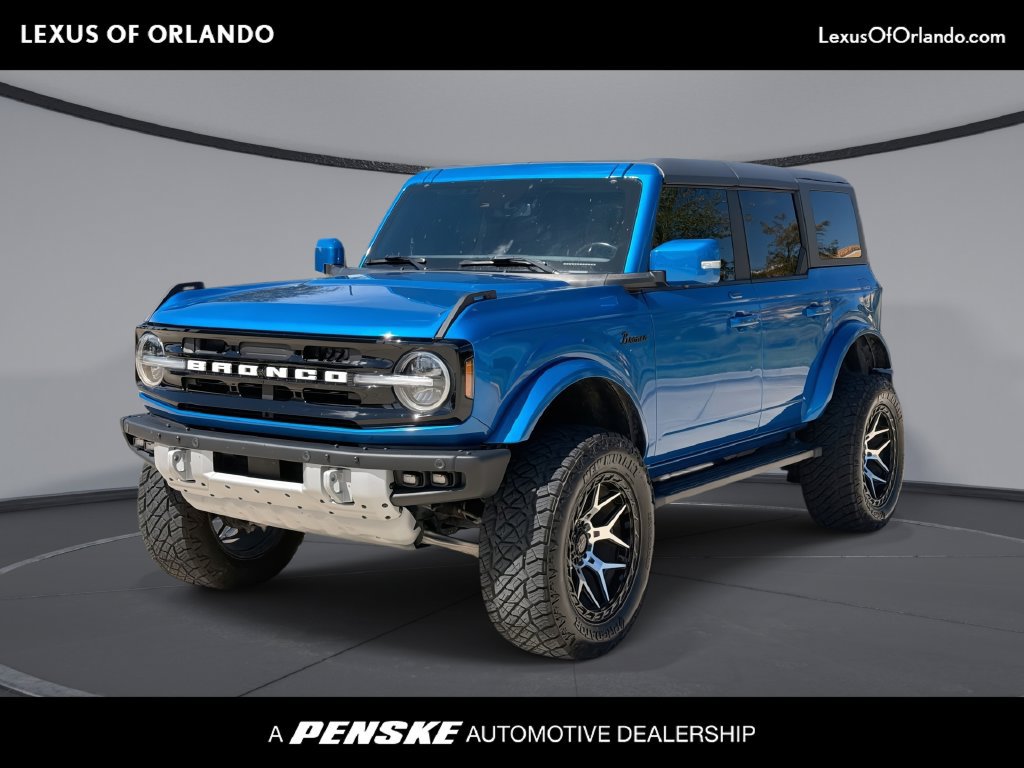 Used 2023 Ford Bronco Outer Banks AWD/4WD image 1